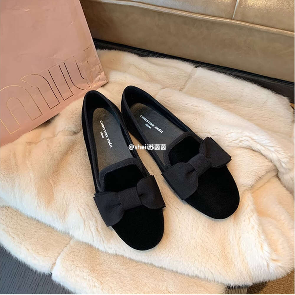 Ddmysports Su Yinyin Same Style Christmas Girl Amin Velvet Bow Lazy Appy Women S Singles Shoes OUTDOOR