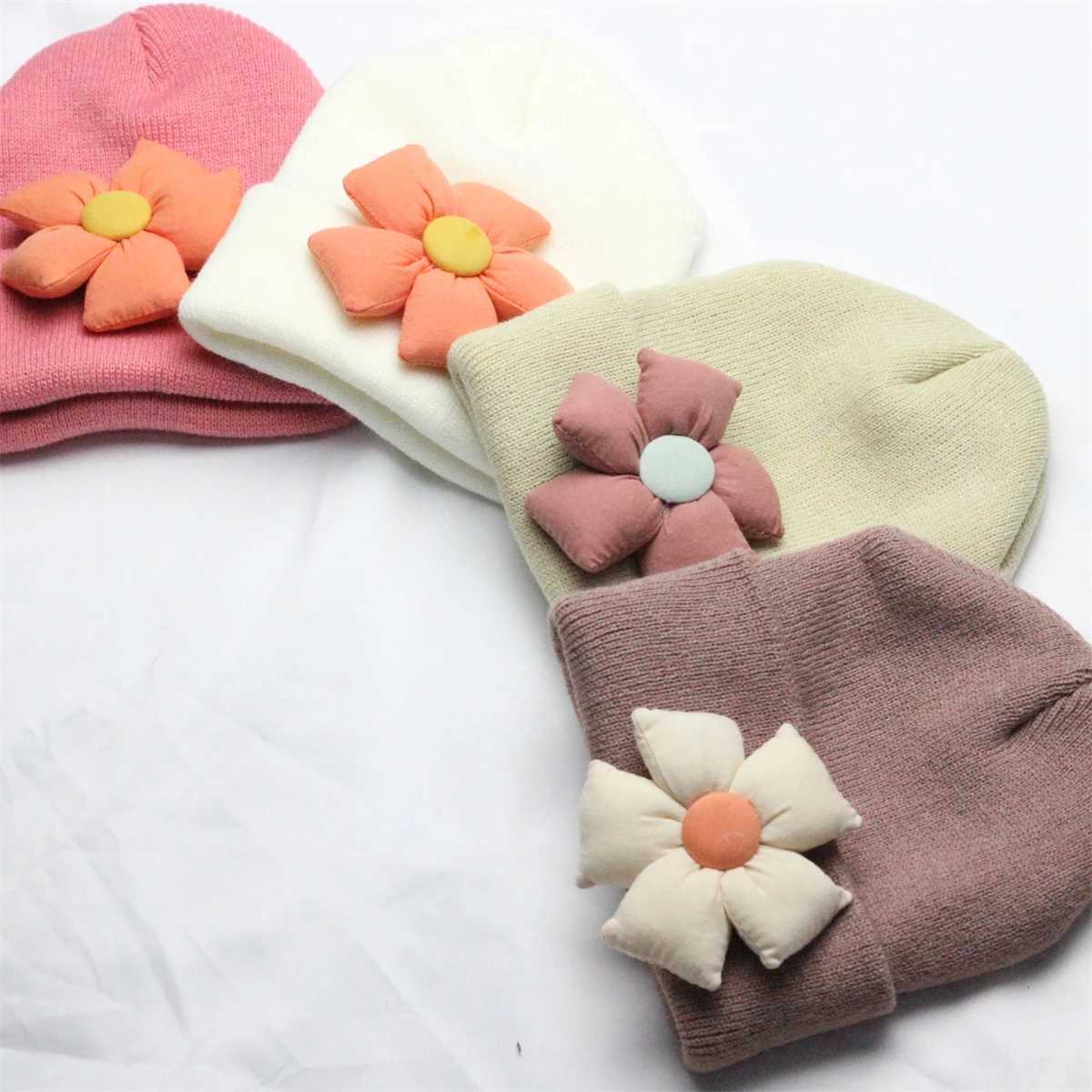 Knitted Beanie with Fabric Sun Flower Baby Girls Big Flower Winter Warm Bonnet Children Crochet Hat Cute Newborn Turban Hats M240821