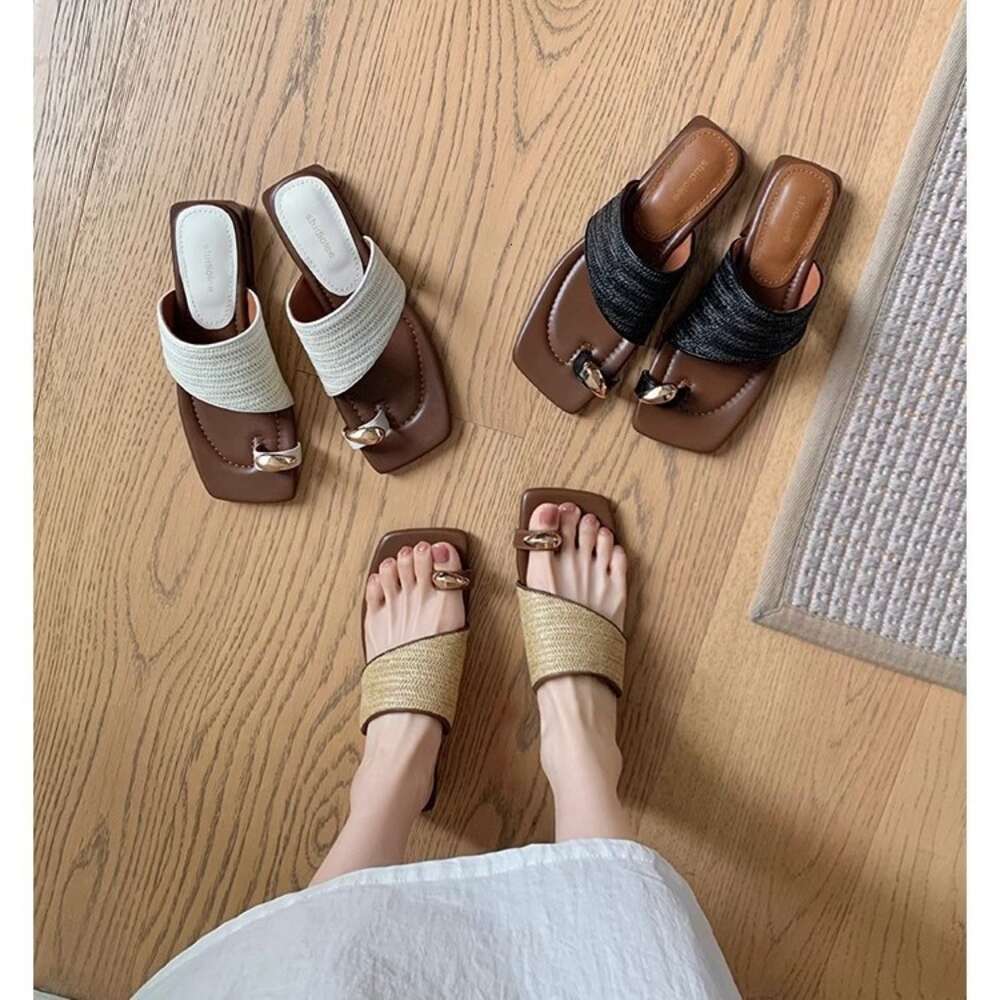 Grape Mom S Vacation Style Metal Clip On Foot Temperament Square Grass Woven Set Toe Cool Slippers For Women In Summer OUTDOOR
