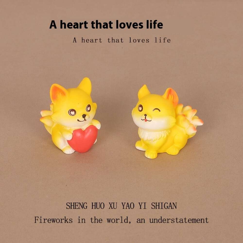Creative Mini Cute Pet Fox Cartoon Resin Crafts Micro Landscape Home Decorations Desktop Small Ornaments