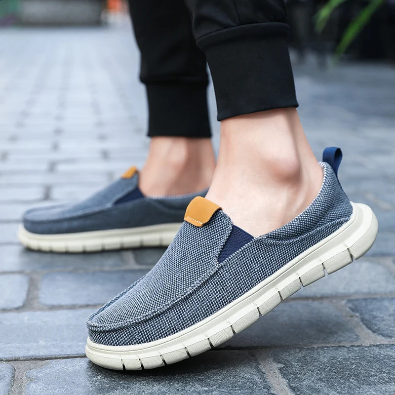 Fashionable mens driving shoes summer canvas shoes breathable and comfortable outdoor sliding walking sports shoes 240821