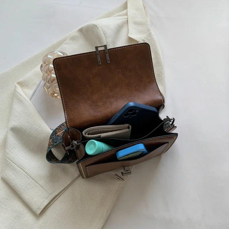 Free Shipping Shoulder Bags Small Square PU Texture Women's Bag 2024 High Quality Retro Trend Crossbody Light Solid Color Sweet Designer Bag Luxu