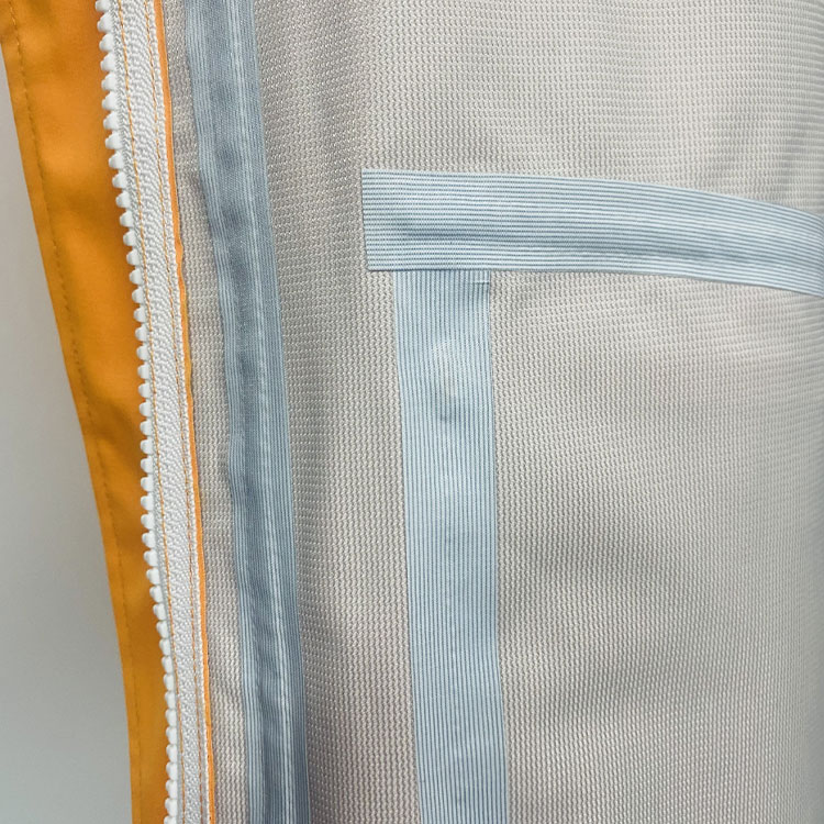 Men's Waterproof Seam-Sealed Jacket - Durable Rainwear for Outdoor Activities
