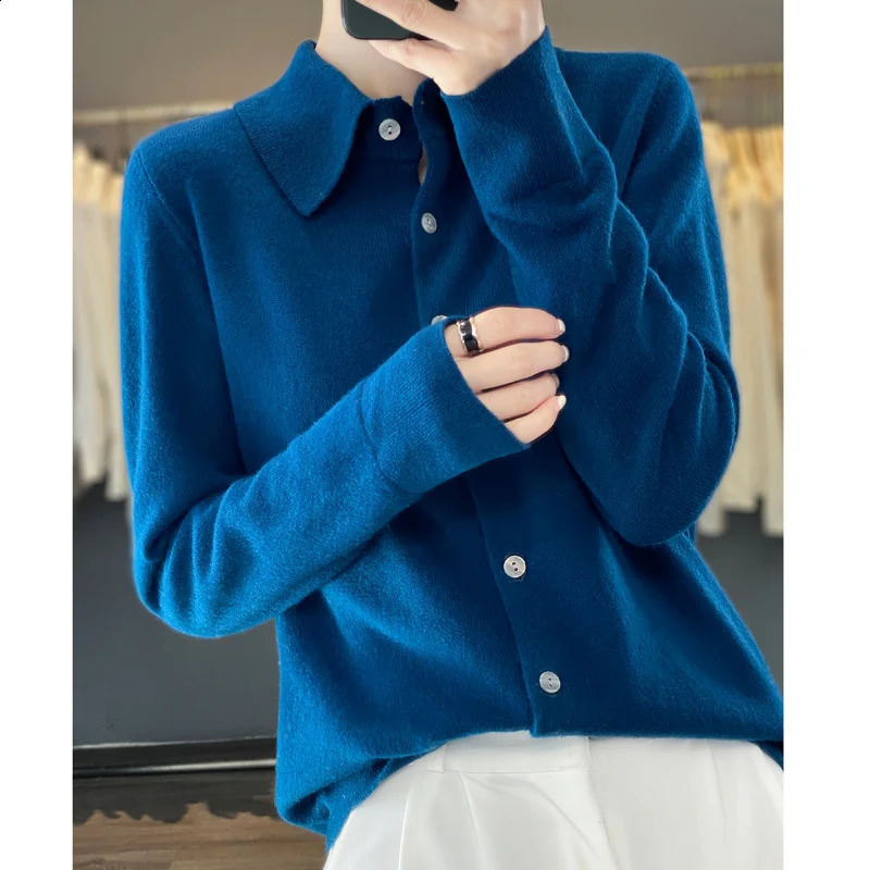 autumn and winter womens cardigan wool sweater 240821