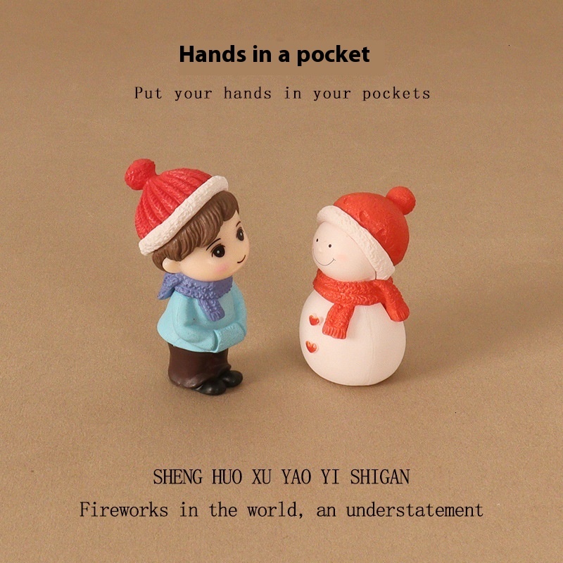 Plastic handicrafts, cute mini girls, snowmen, baby house decorations, micro landscape scenes, car decorations