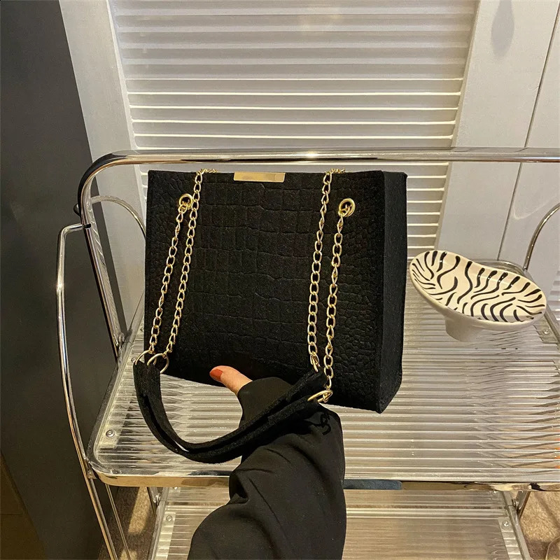 Solid Color Ladies Fashion Crossbody Large Capacity Print Shoulder Bag Girls Casual Handbag 240821