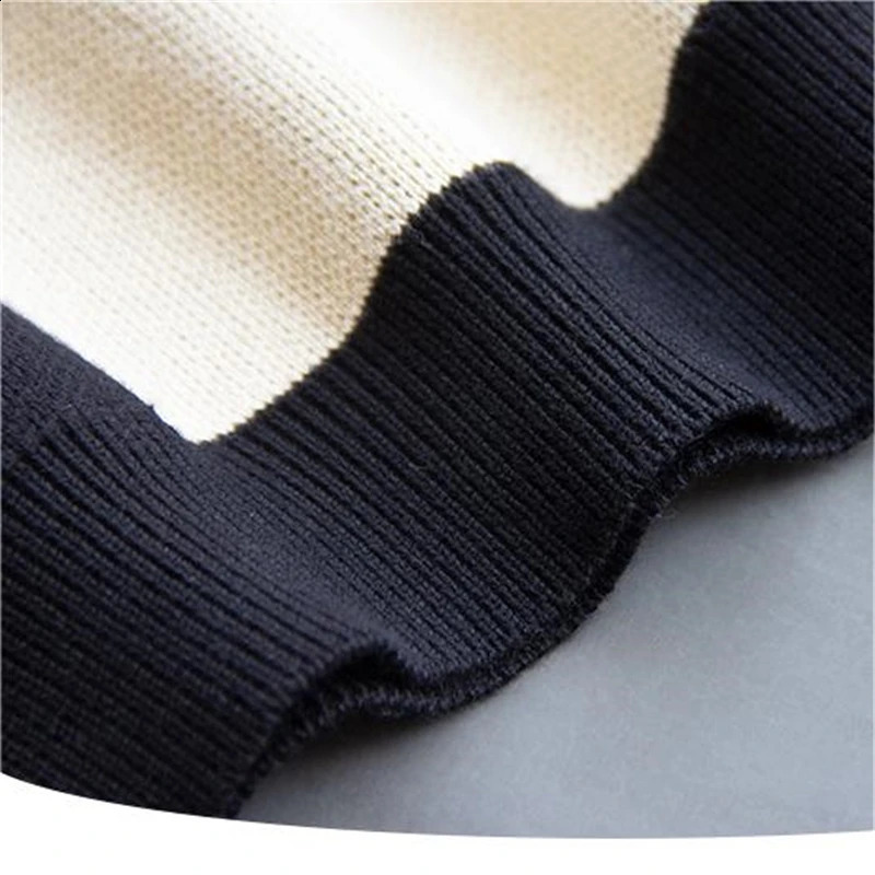 Short Sleeved Knitted Sweaters For Men Stretch Pullovers Fashion Winter Top Quality Cotton Soft Comfortable Sueteres Para Hombre 240821