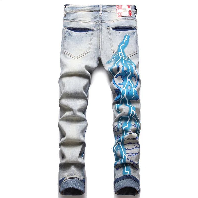 Mens printed jeans streetwear letters lightning paint stretch jeans vintage blue tear buttons flying ultra-thin tapered Trouser 240829