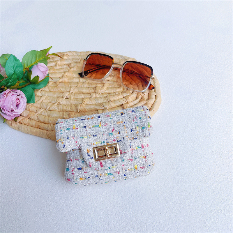 Girls' chain small fragrance style children's solid color mini bag, Korean version versatile single shoulder diagonal cross thick thread acc