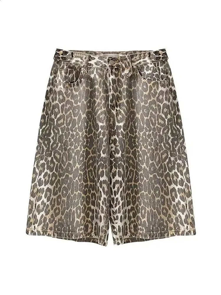Trendy Leopard Print Wide Leg Jeans For Male Casual High Waist Button Straight Trousres Autumn Street Mens Pants Shorts 240821