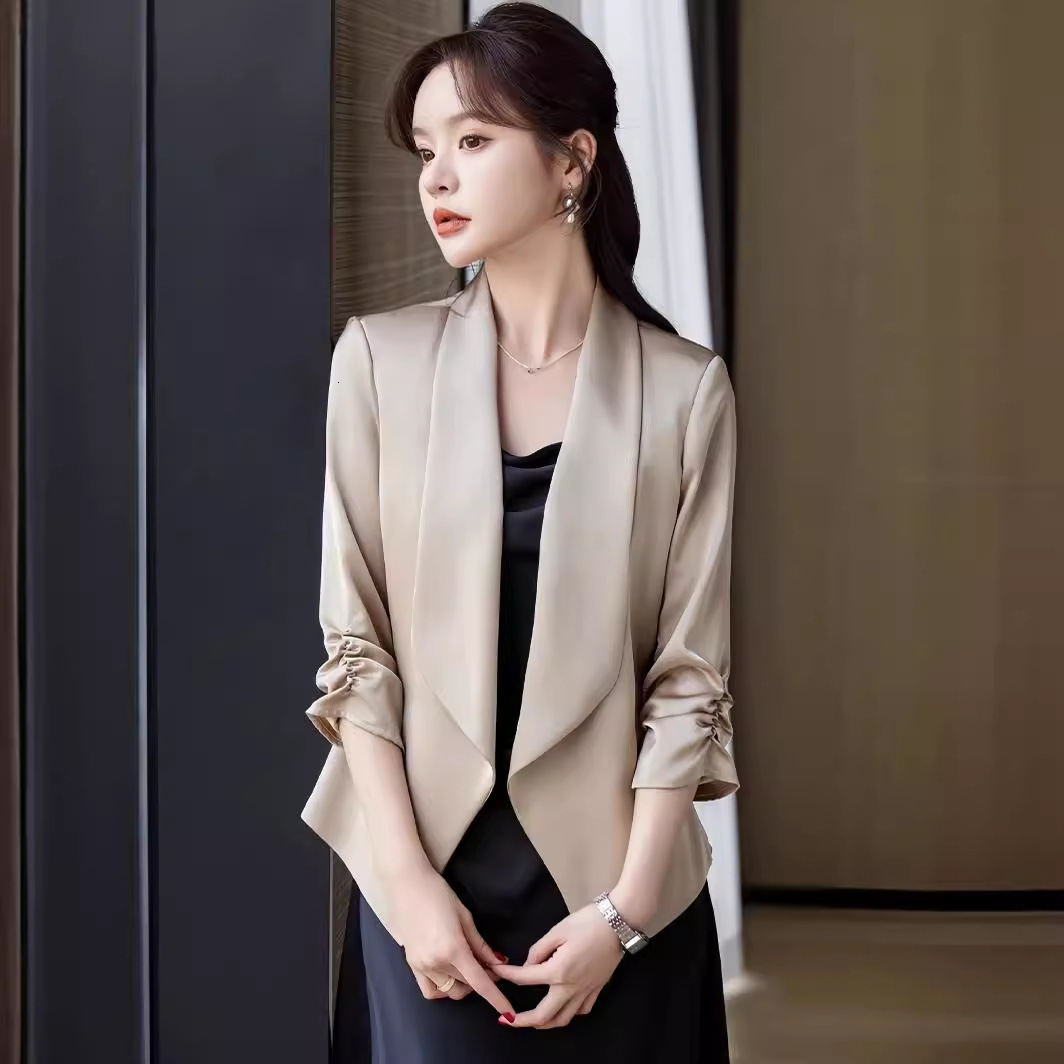 Sunscreen breathable acetate satin small suit jacket for women's summer new style, high-end feeling, short and casual cardigan
