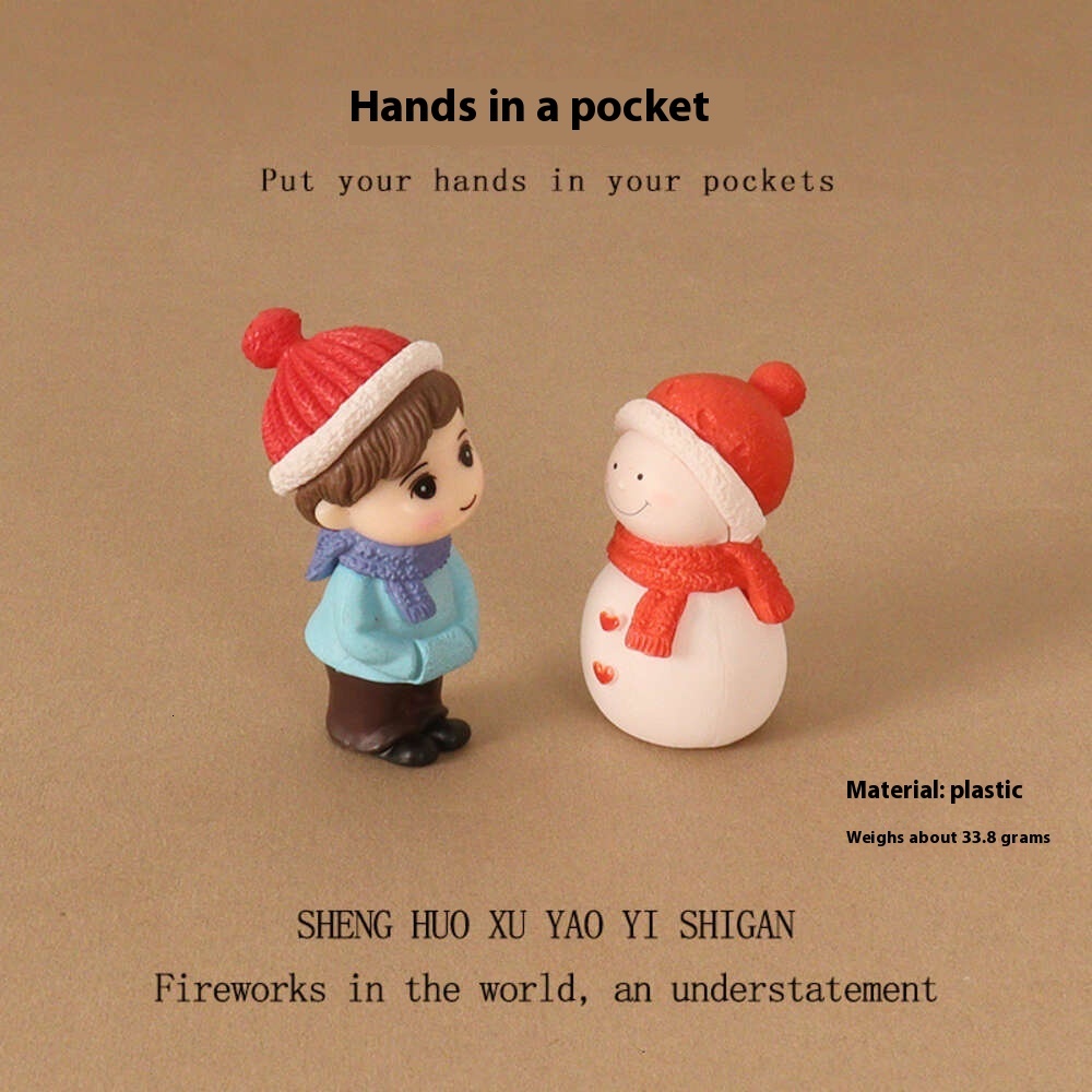 Plastic handicrafts, cute mini girls, snowmen, baby house decorations, micro landscape scenes, car decorations