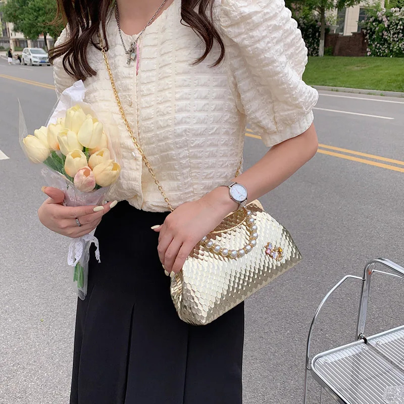 Women White Shoulder Bags Gold Silver Crossbody Bags Pearl Evening Clutch Chain Shell Clip Party Handbags 240821