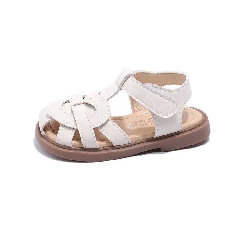 Hollow Childrens Sandals Fashion Korean Style Childrens Princess Soft Bottom Beach Apartment Summer Baby Sandals W240821