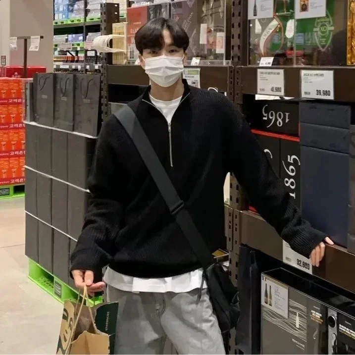 Spring Autumn Men Fashion Men Loose Half-high Collar Zipper Pullover Knitted Sweater Jacket All-match Clothing 240821