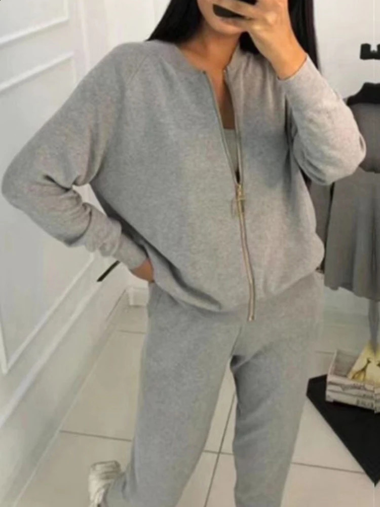 XFPV Autumn Knitted Sweater Suit Casual Temperament Chain Vest Knitted Jacket Elastic Pants Three-piece Sets SM867 240820