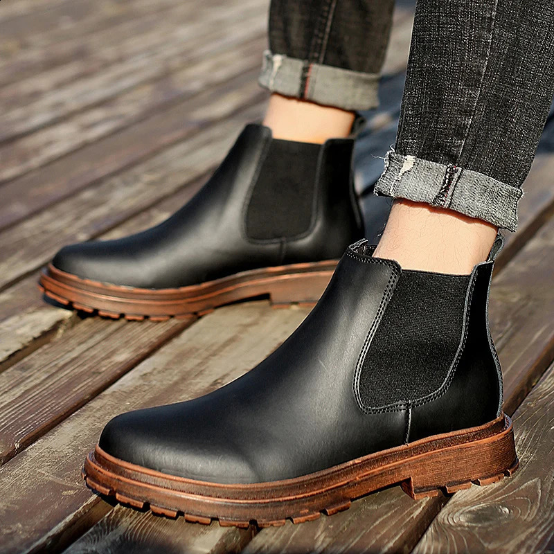 High quality winter boots mens cowhide ankle boots handmade outdoor work boots retro style warm Chelsea boots mens 240821