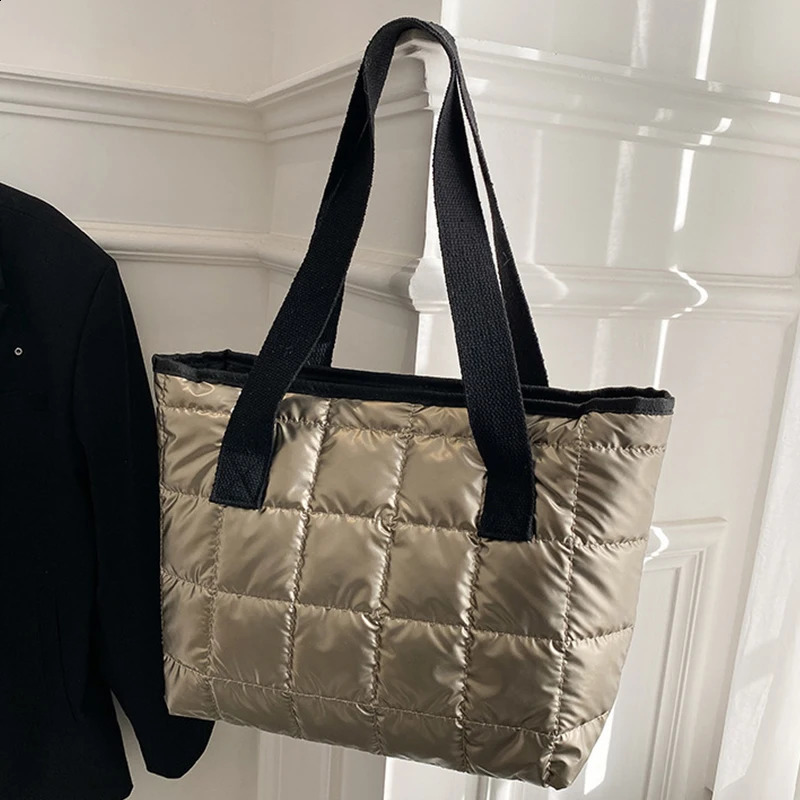 Large Capacity Space Cotton Tote Bag For Women Winter Shoulder Bag High Quality Down Handbag Casual Ladies Handle Bag Clutch sac 240821