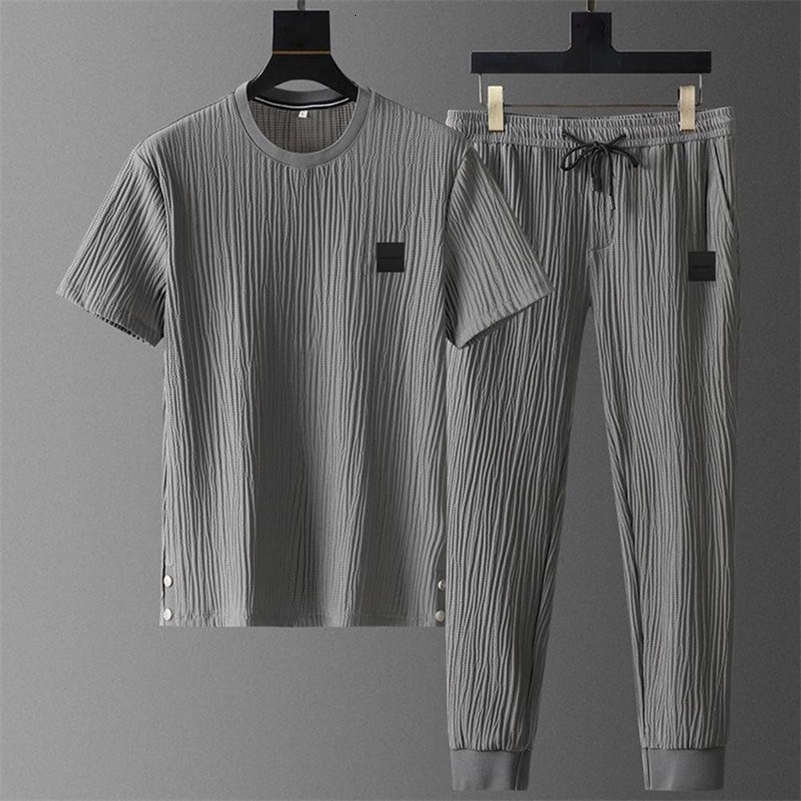 Men Sports Suit Mens Pleated Summer Tracksuit Set Soft Breathable Shirt Pants for Daily Wear Men Tracksuit 240821