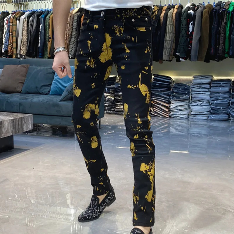 Black Gold Contrast Personalized Graffiti Jeans Slim Elastic Jean Fashion Hip Hop Jean Men Punk Motorcycle Pants Jean Homme 240821