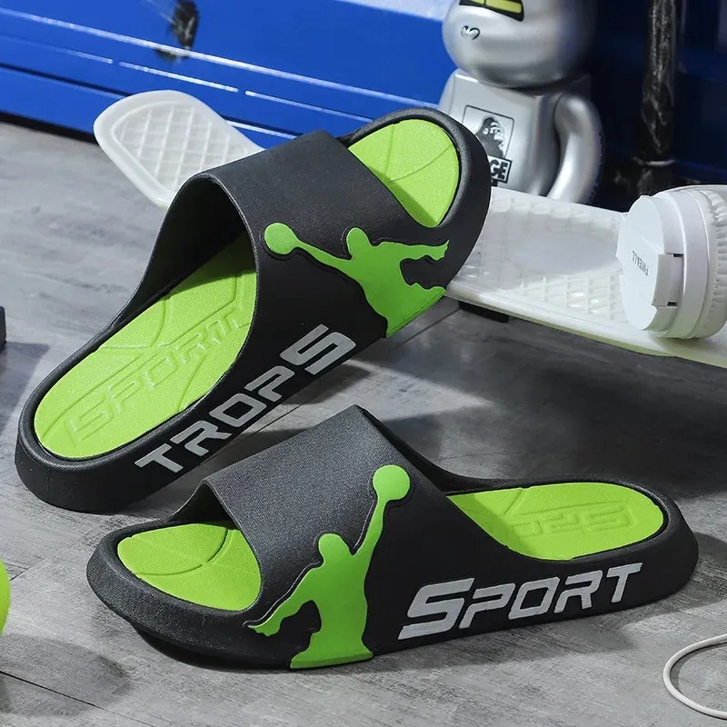 2025 new Slippers For Men With A Feeling Of Stepping On Feces In Summer Casual Sandals For Teenagers Outdoor Sports Basketball