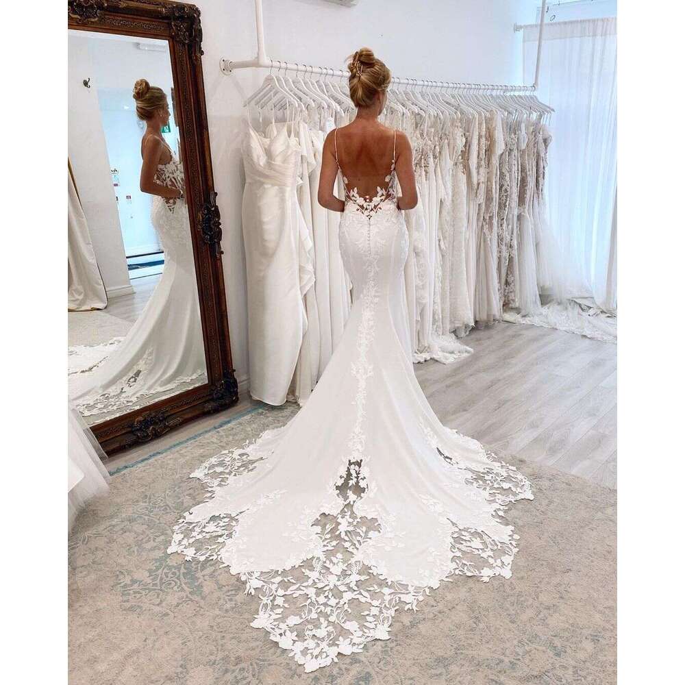 Sheath FATAPAESE Style Wedding Dress Featuring A Intricate Bespoke Bodice With Bold Ral Lace Mermiad Gown
