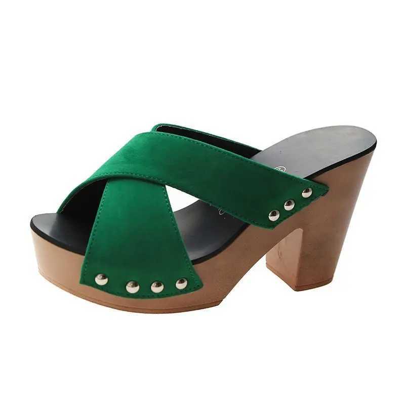 2023 Summer Sandals Women Platform Shoes Heels Luxury Wedge Black High Heeled Sandals Rivet Slippers Elegant Designer Sandals CL240806