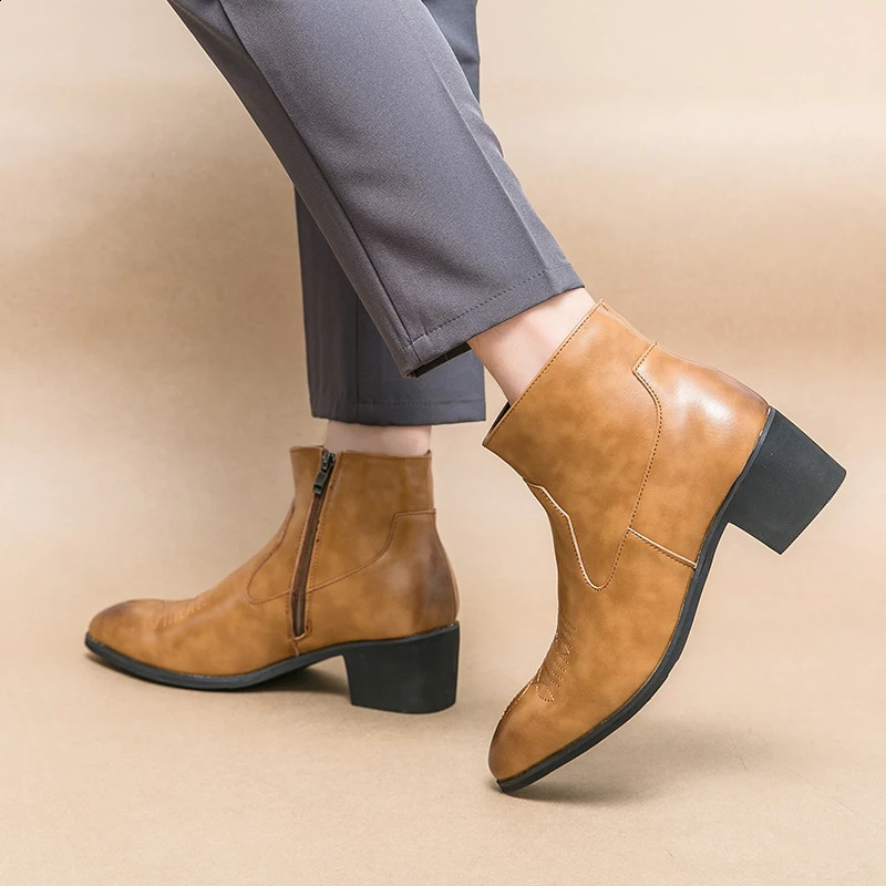 Mens retro British style Chelsea boots 240821