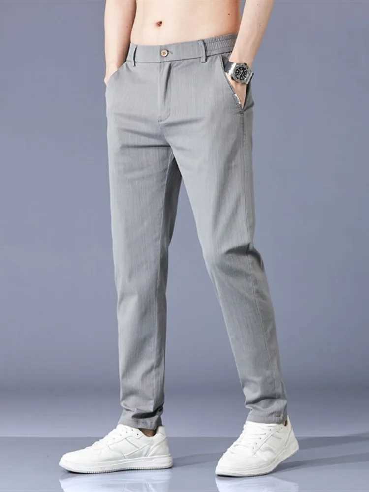 Mens pants lightweight and comfortable cotton spring and summer solid color fashion brand high-quality casual mens Trouser down jacketW240725
