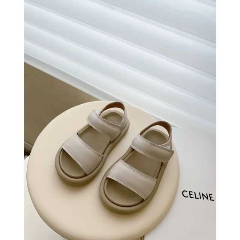 2024 Childrens Summer Sandals Boys and Girls Fashion Solid Color Hooked Sandals Baby Soft Breathable Shoes Childrens Summer Beach Sandals W240821