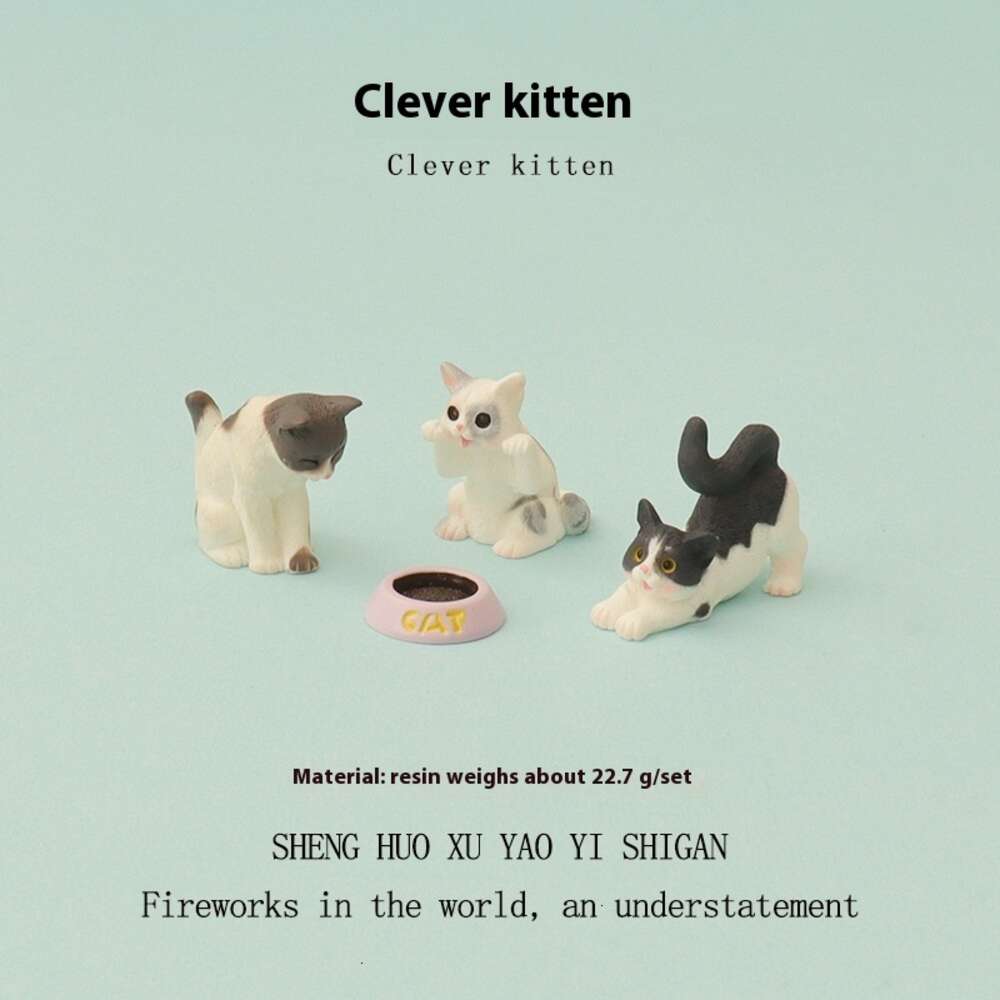 Funny Cat-Friendly Mini Carpet Climbing Frame - Unique Decorative Accessory Featuring Amusing Scenery