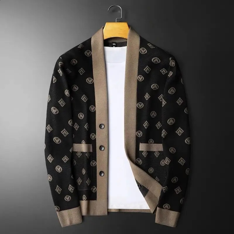 Mens Clothing Long Sleeve Patchwork Tops Solid Color Man Fashion Knitting Cardigan Casual Coat Autumn Winter Sweaters 240821