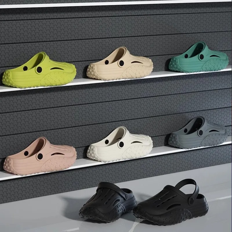 Feeling like stepping on feces EVA thick soled perforated shoes casual sports trend two wearing sandals men and women