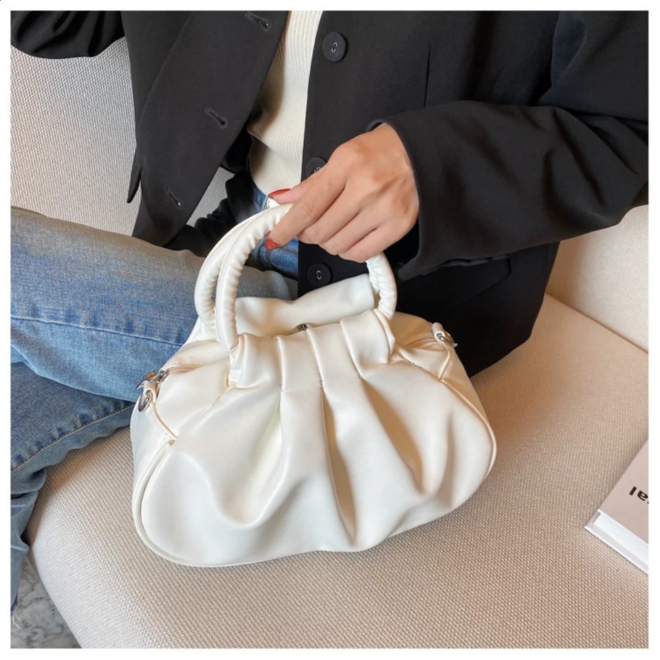 Retro Womens Pleated Bag Fashion Round Handle Handbag Solid Color Leather Shoulder Crossbody Female Commuting Messenger 240821ZYl