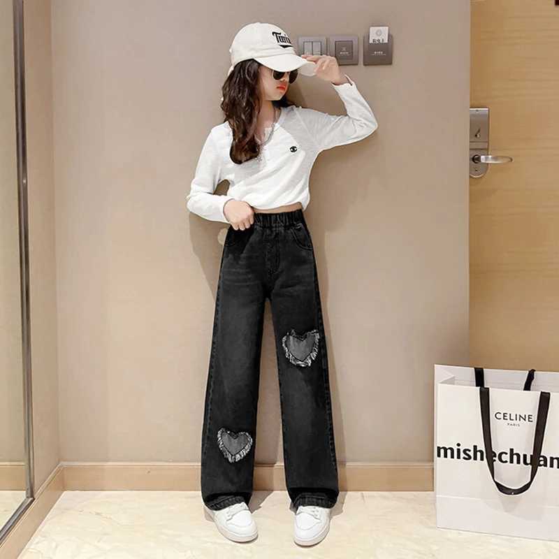 New Fashion Teen Girls Cowboy Wide Leg Pants Children Trousers Spring and Autumn Love Pattern Girls Jeans 5-14 Year Old Childrens ClothingW240819