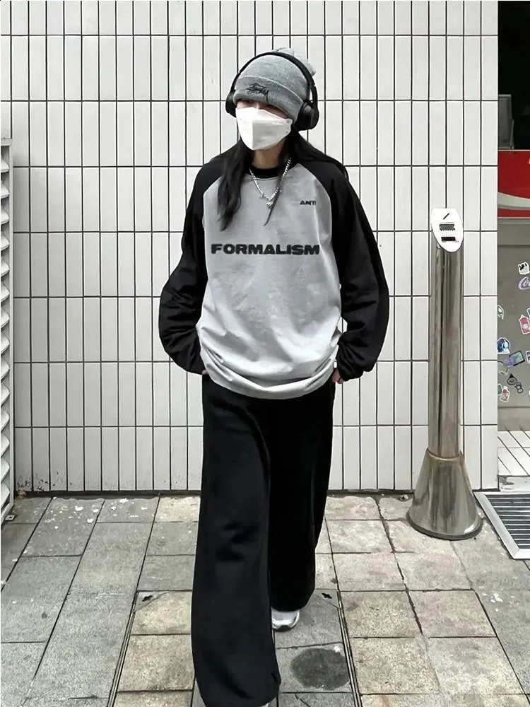 Womens letter printed Tshirt autumn long sleeved patch work top fashionable retro Y2K ONeck comparison girl Kpop clothing 240820