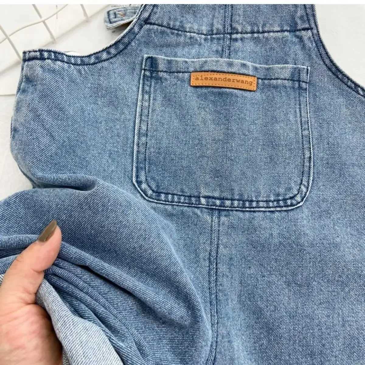 New summer childrens clothing baby girl boy denim covered pure soft casual childrens jeans jumpsuit baby bib pants 1-5 years W240822