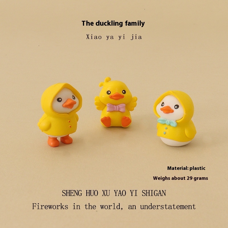 Charming Cartoon Duckling Made of Natural Moss Perfect for Desk and Room Accents