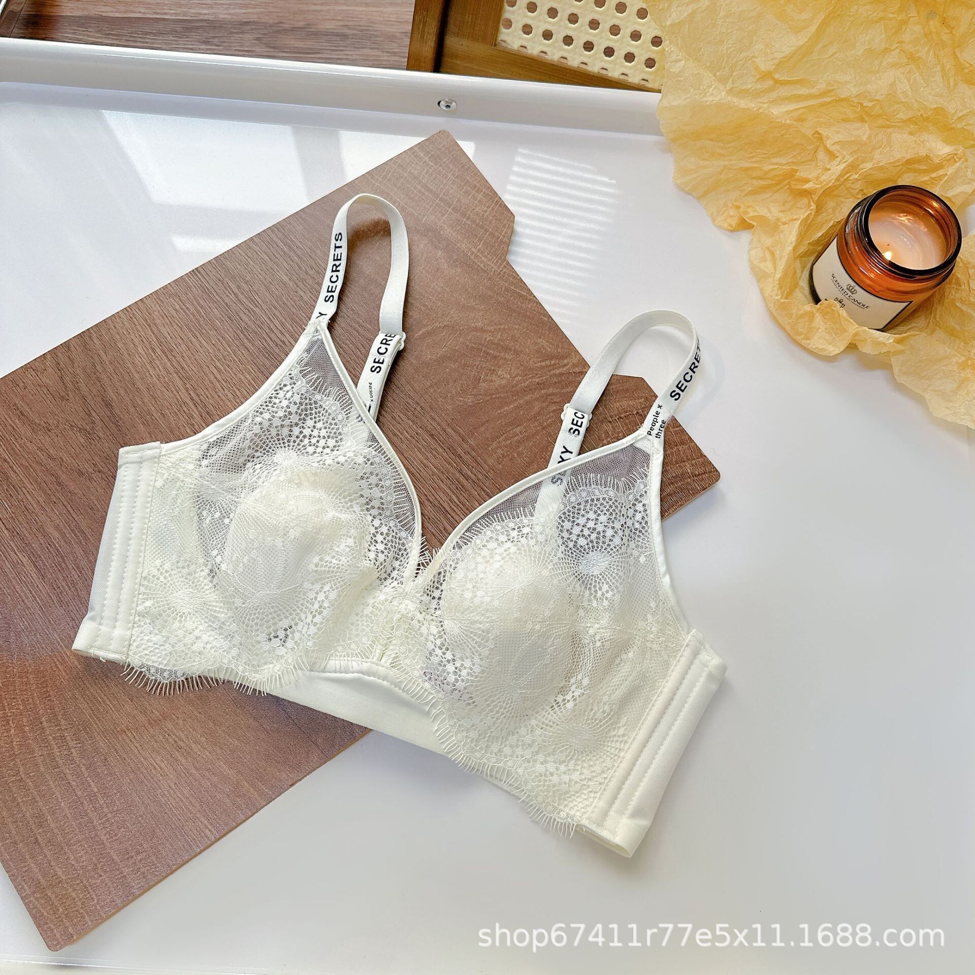 Ultr thin rbbit er cup lingerie for women, feturing lrge smll brests, gthered to prevent sgging, lce without steel ring, beutiful bck, nd text dongdum
