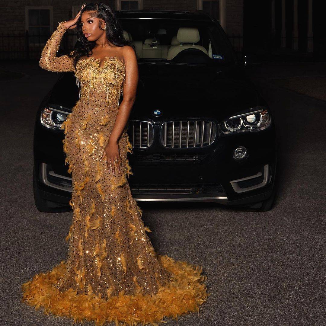 Sexy Prom Dress Luxury Shine Feather Evening Dress Floor-Length Sequins Bridal Gown Custom Made Long Sleeve Plus Size Customized vestido de novia L241