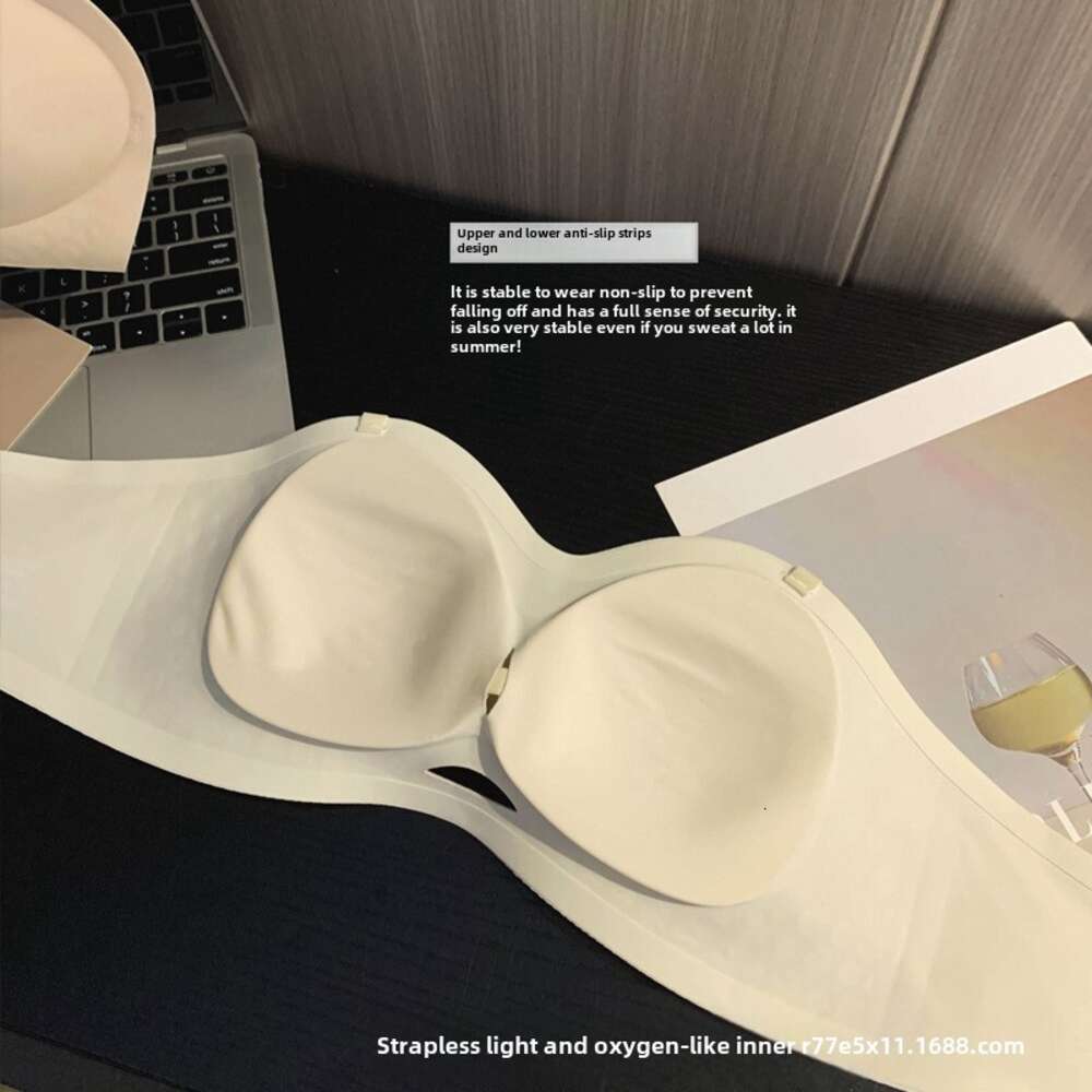 Strapless for women in summer, thin design, small chest, gathered together, slip, anti glare, no trace, invisible beauty back wrapped, strapless bra d