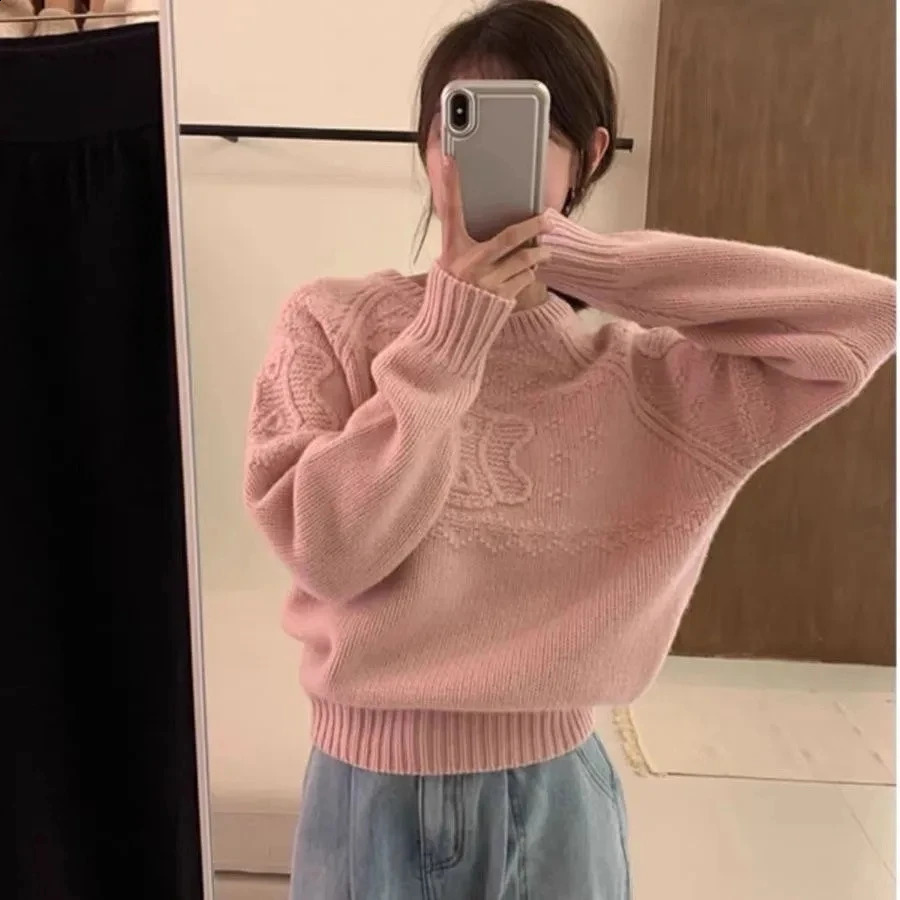 Autumn/winter 3D Knitted Sweater Top High-end Feel Age-reducing Loose-fit Pullover n Sensibility Sweater Jacket For Women 240820