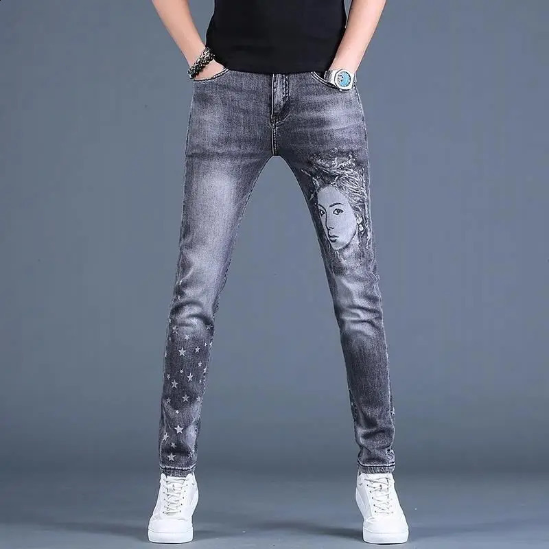 Harajuku Fashion Mens High-end Embroidered Jeans Korean Style Prints Patches Slim Fit Casual Spring Autumn Cowboy Trousers 240821