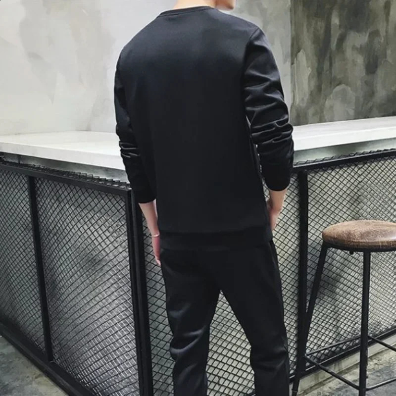 Male T Shirt Sportswear Clothes for Men Black Tracksuit Gym Sports Suits Stretch Pants Sets Slim Fit Top Casual Fashion Basic S 240821