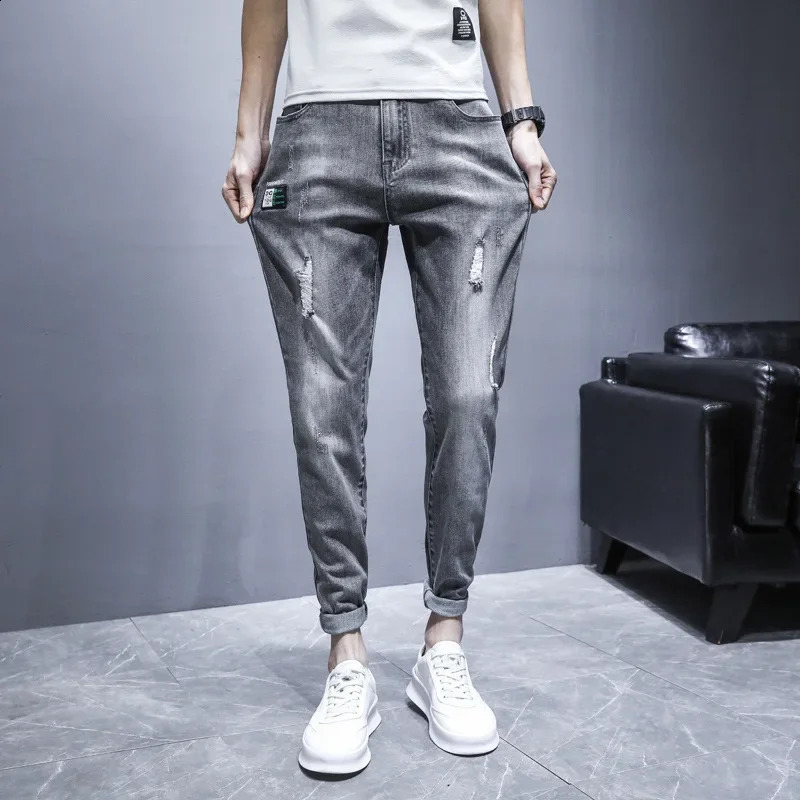Trendy Lightweight Jeans For Men Spring Summer Arrival Slim Fit Ripped 9 Points Elastic Waist Casual Pants 240821