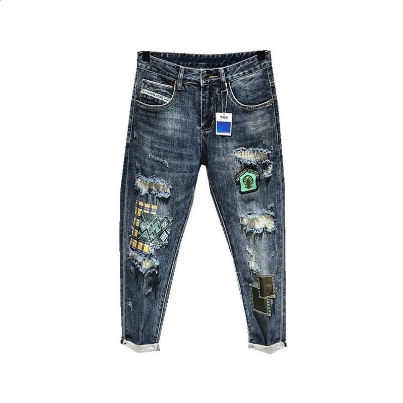 Spring and Autumn Mens Fashion Trend Ripped Patch Small Foot Pants Mens Casual Slim Comfortable High-Quality Jeans 240821