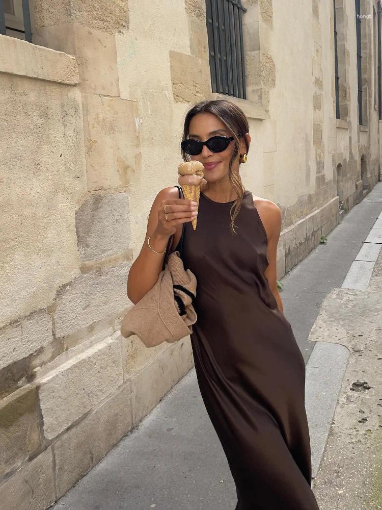 Casual Dresses Round Neck Off Shoulder Womens Maxi Dress Fashion Sleeveless Solid Color Long Lady High Streetwear Ve