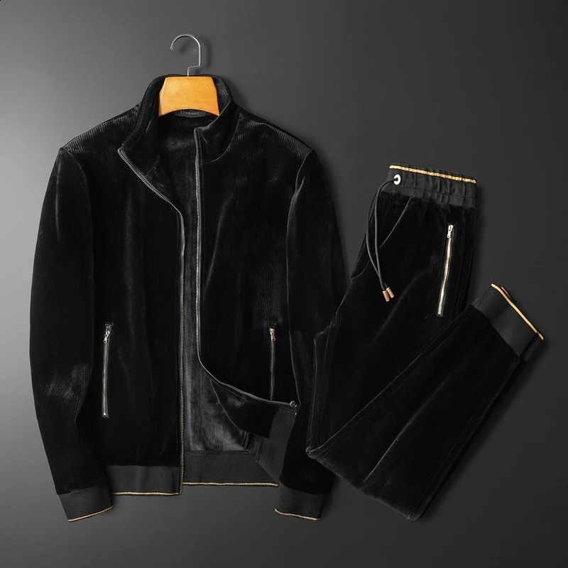 Autumn and winter TB letter thick double-sided gold velvet youth sportswear of high quality 240827
