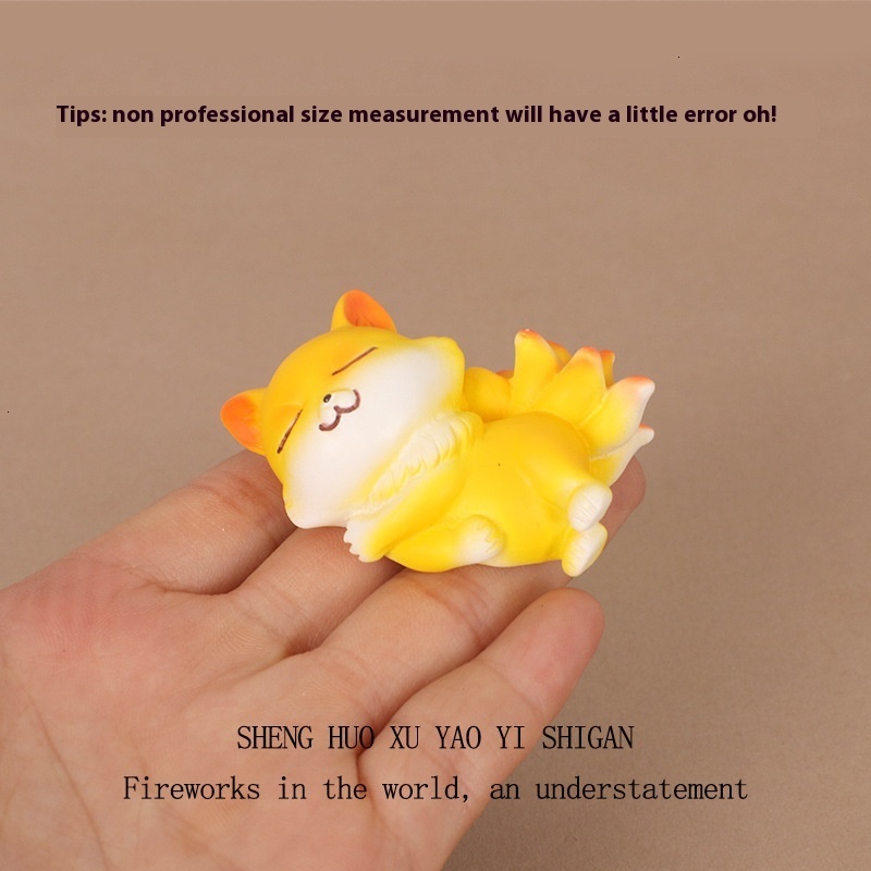 Creative Mini Cute Pet Fox Cartoon Resin Crafts Micro Landscape Home Decorations Desktop Small Ornaments
