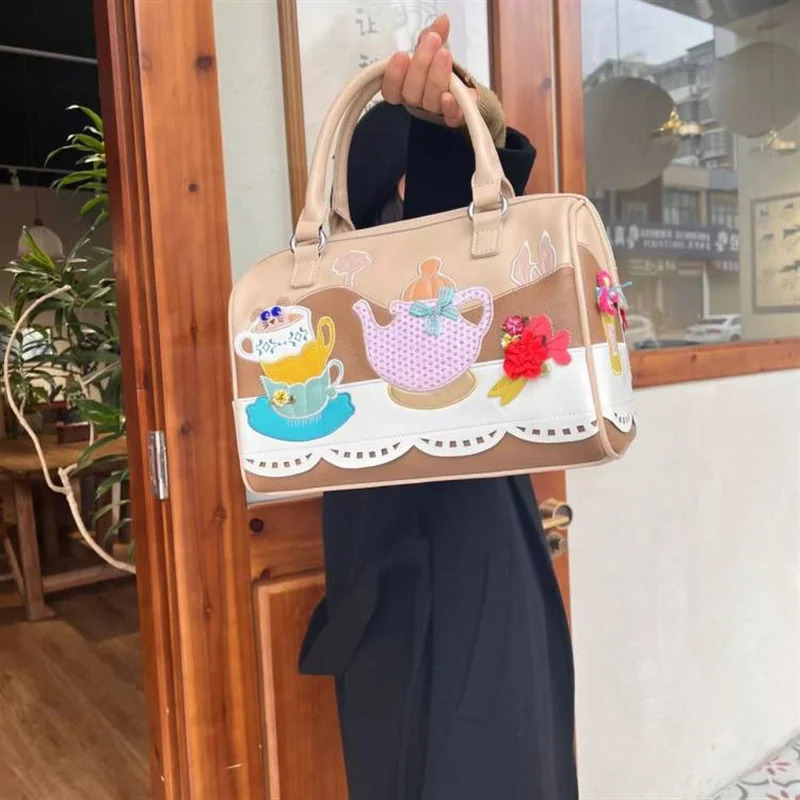 Embroidered cartoon style womens wallet and handbag y Boston bag cross body shoulder ner 240820